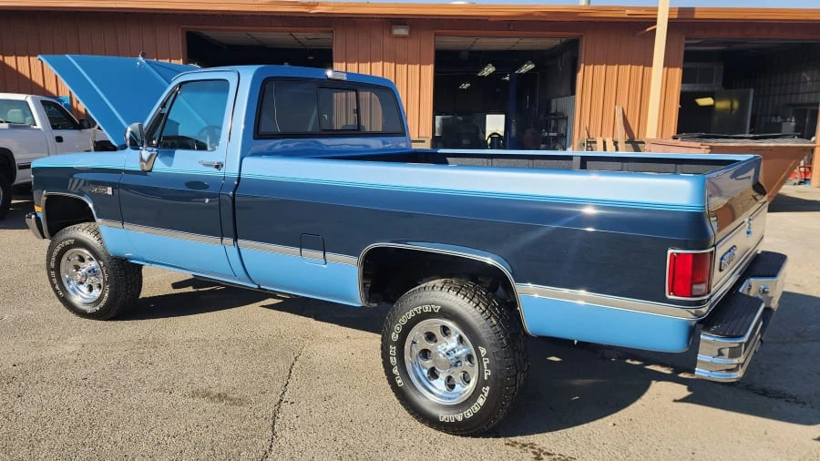 1987 GMC Sierra - Image 8 of 23