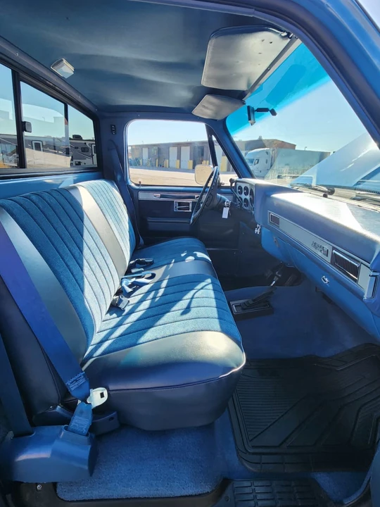 1987 GMC Sierra - Image 16 of 23