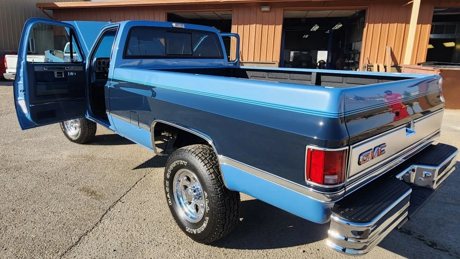 1987 GMC Sierra - Image 9 of 23