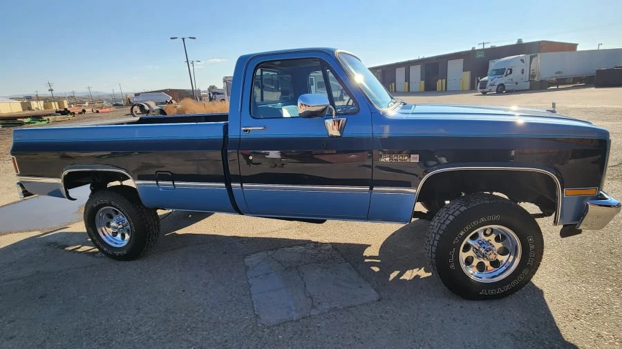 1987 GMC Sierra - Image 2 of 23