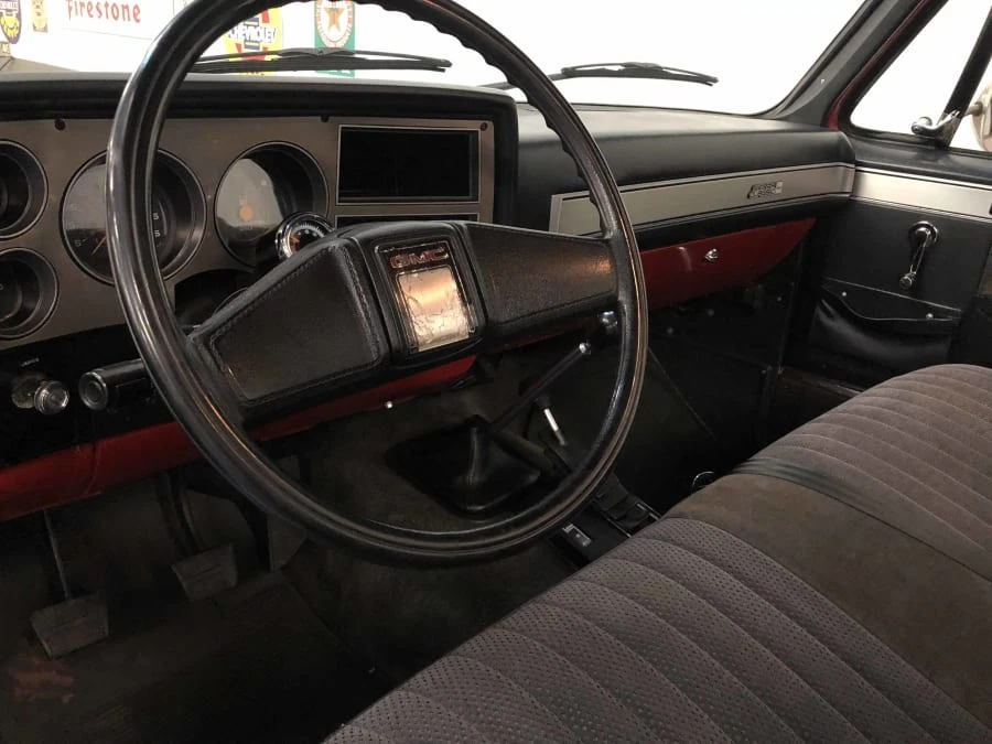 1987 GMC C/K 3rd Gen - Image 2 of 4