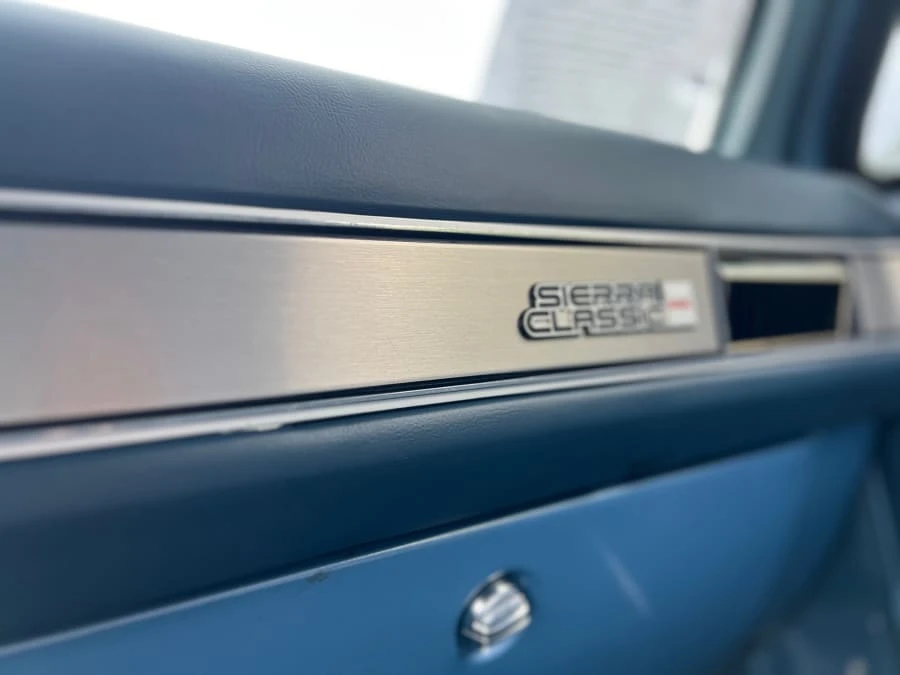 1987 GMC Sierra - Image 13 of 29