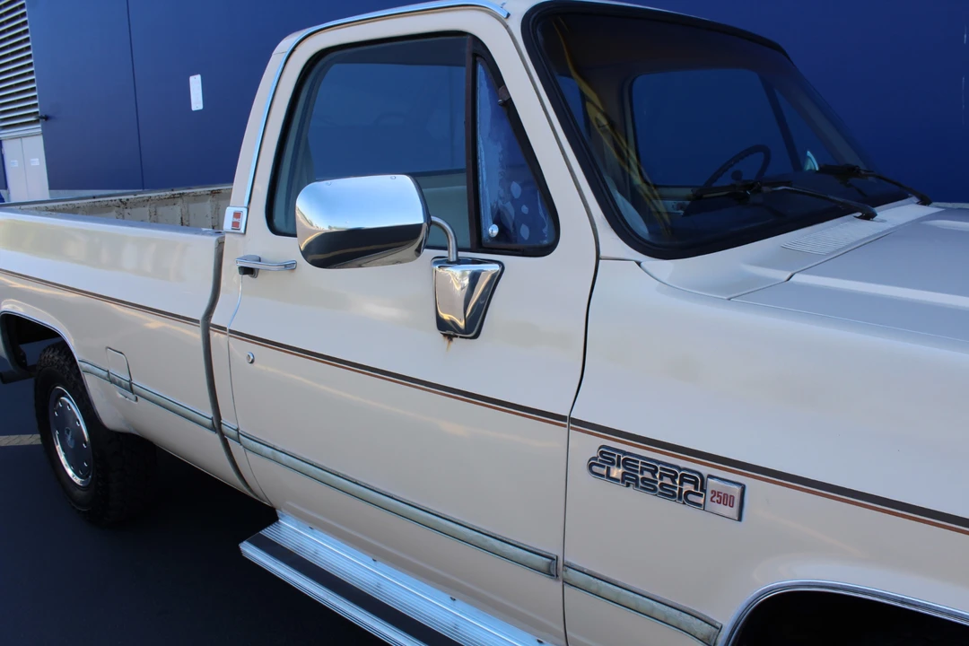 1987 GMC C/K 3rd Gen - Image 13 of 31