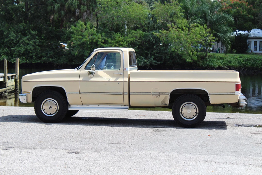 1987 GMC C/K 3rd Gen - Image 6 of 31