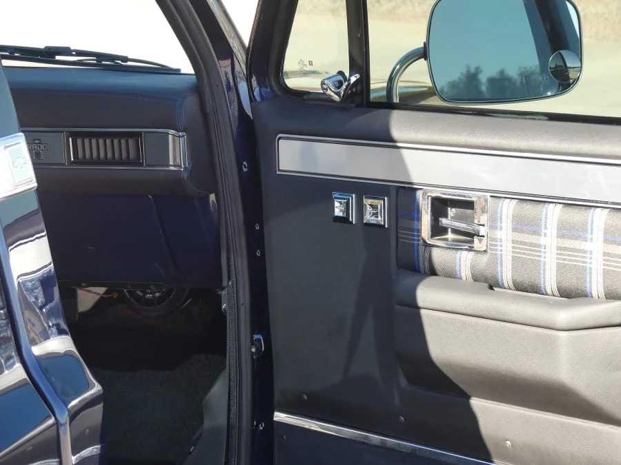 1987 GMC Sierra - Image 10 of 17