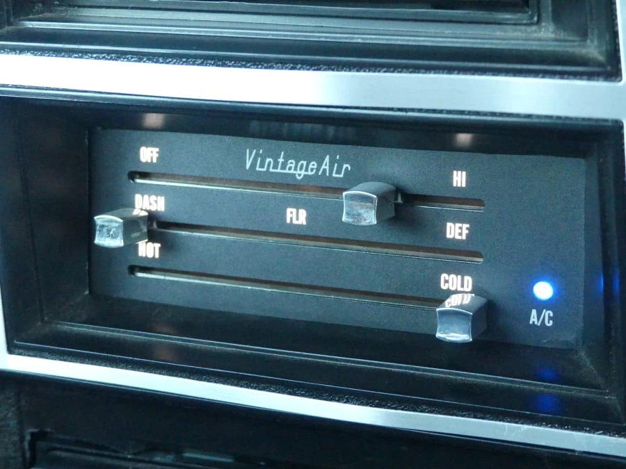 1987 GMC Sierra - Image 12 of 17