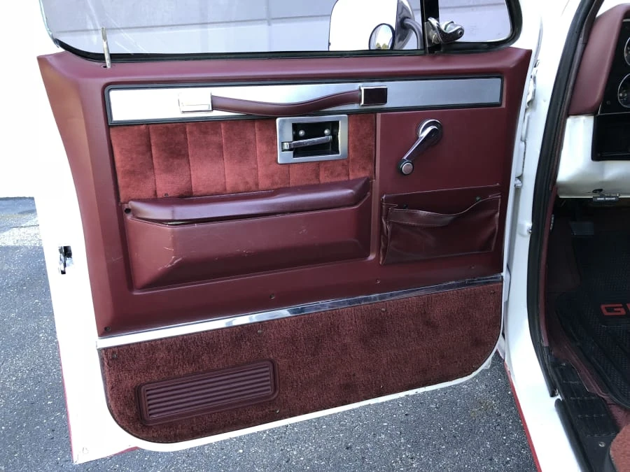 1987 GMC Sierra - Image 7 of 12