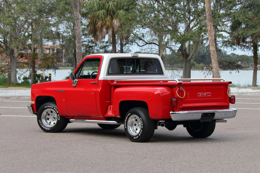 1987 GMC Sierra - Image 12 of 31