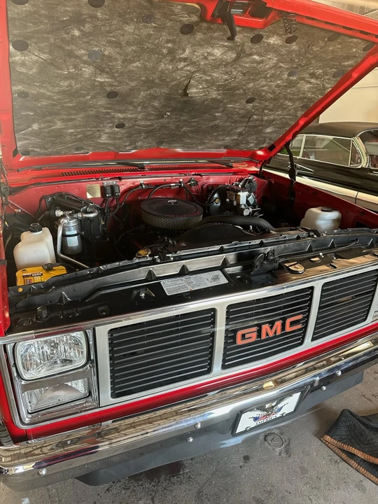 1987 GMC Sierra - Image 14 of 15