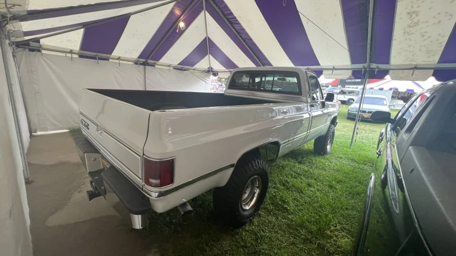 1987 GMC Sierra - Image 2 of 27