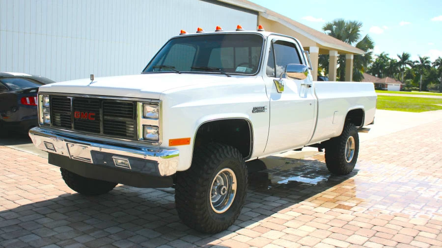 1987 GMC Sierra - Image 7 of 27