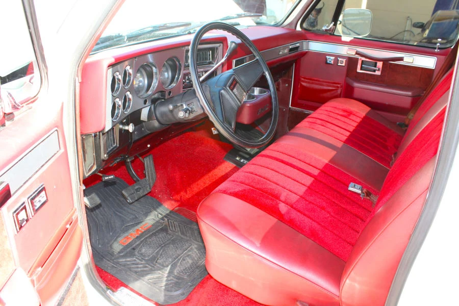 1987 GMC Sierra - Image 15 of 27