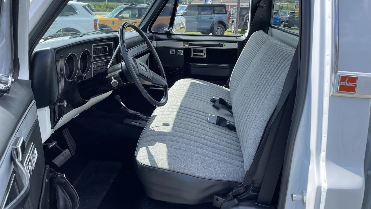 1987 GMC Sierra - Image 4 of 11