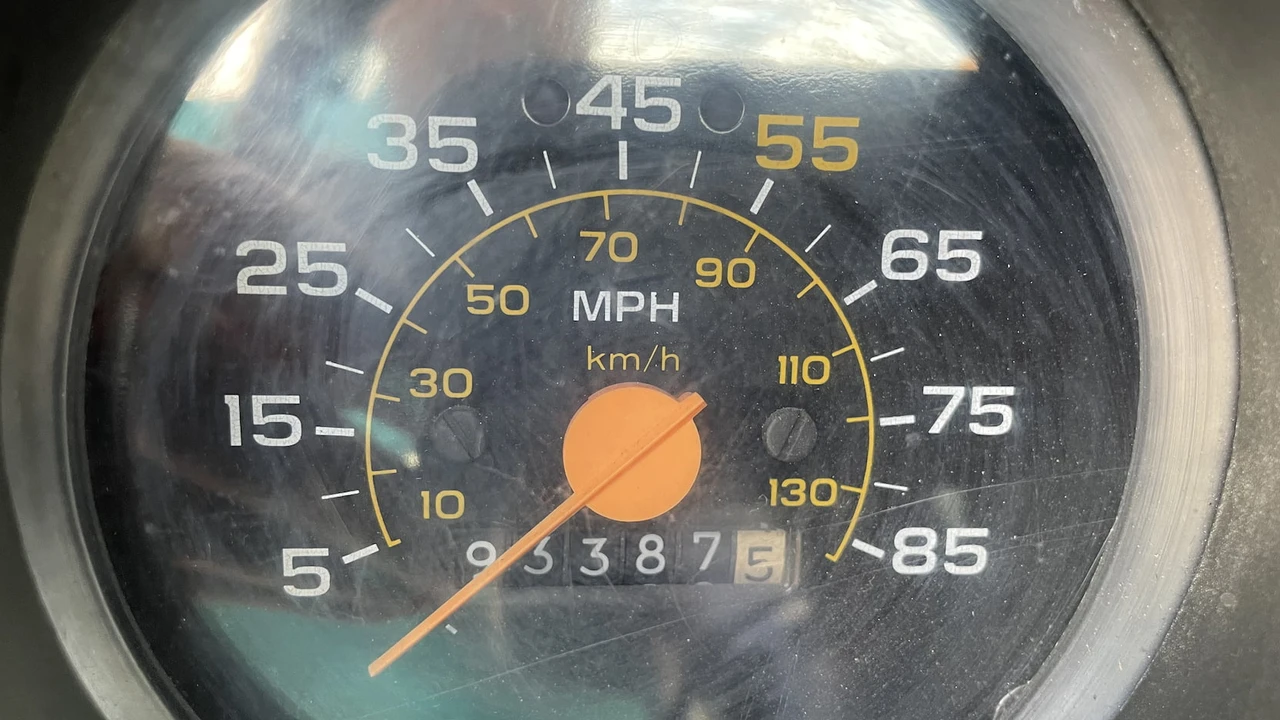 1987 GMC Sierra - Image 9 of 11
