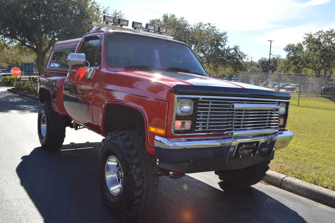 1987 GMC C/K 3rd Gen - Image 3 of 31