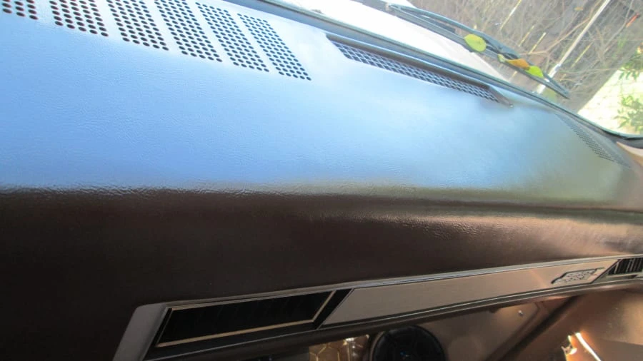1987 GMC Suburban 7th Gen - Image 30 of 31