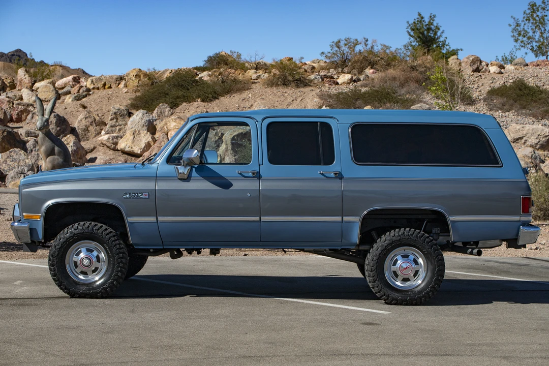 1987 GMC Suburban 7th Gen - Image 31 of 31