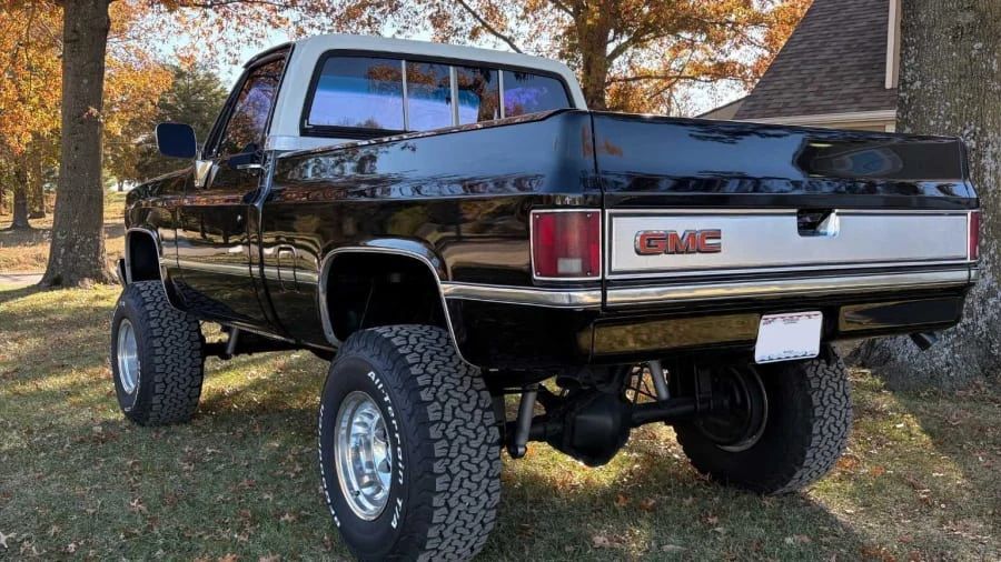 1987 GMC C/K 3rd Gen - Image 5 of 15