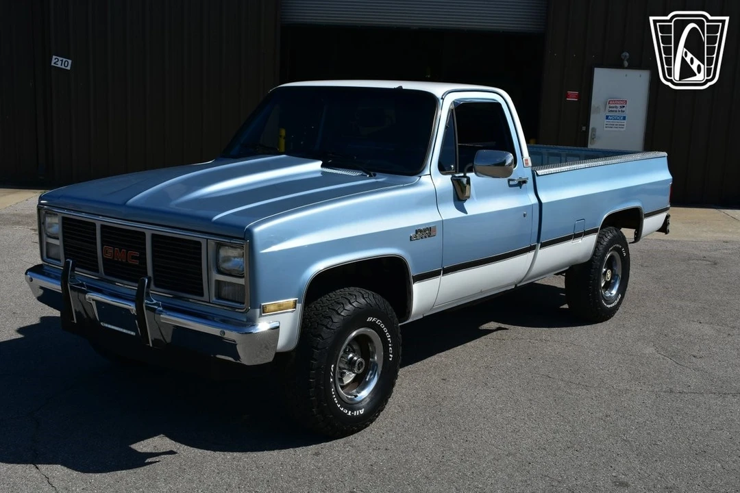 1987 GMC C/K 3rd Gen - Image 4 of 12
