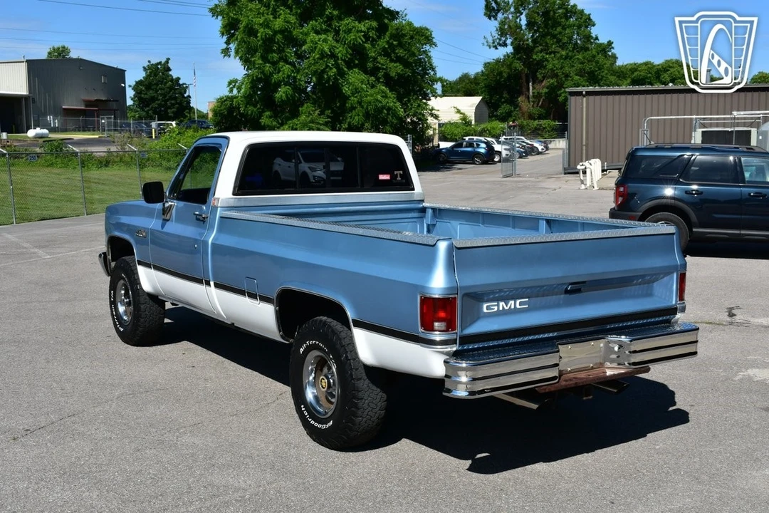 1987 GMC C/K 3rd Gen - Image 11 of 12
