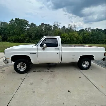 1987 GMC V1500 4x4 Long Bed