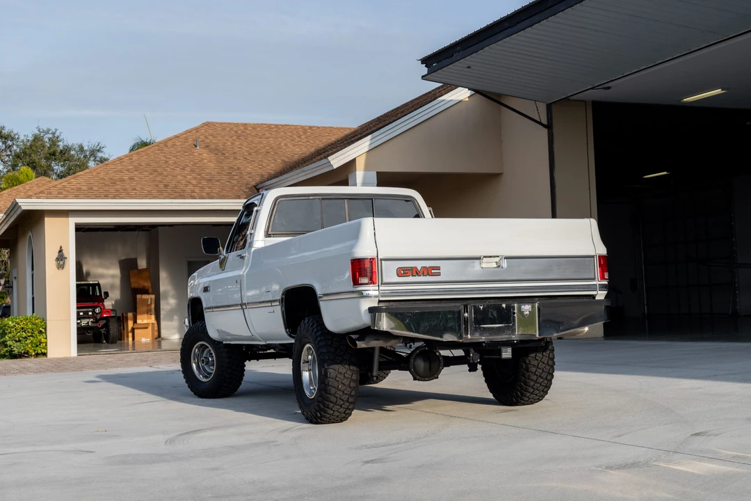 1987 GMC C/K 3rd Gen - Image 8 of 31