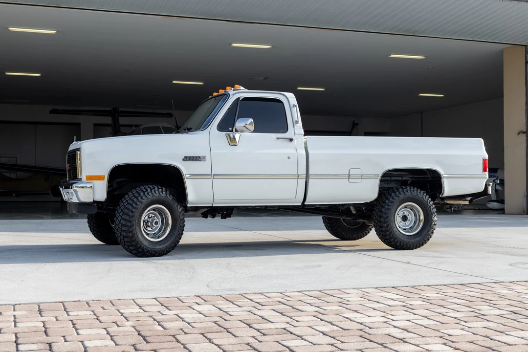 1987 GMC C/K 3rd Gen - Image 4 of 31