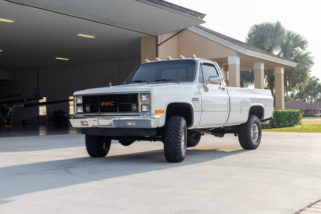 1987 GMC C/K 3rd Gen - Image 2 of 31