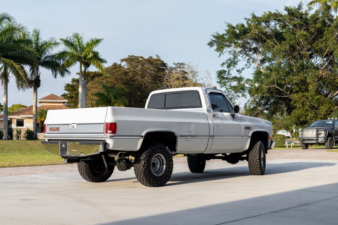 1987 GMC C/K 3rd Gen - Image 11 of 31