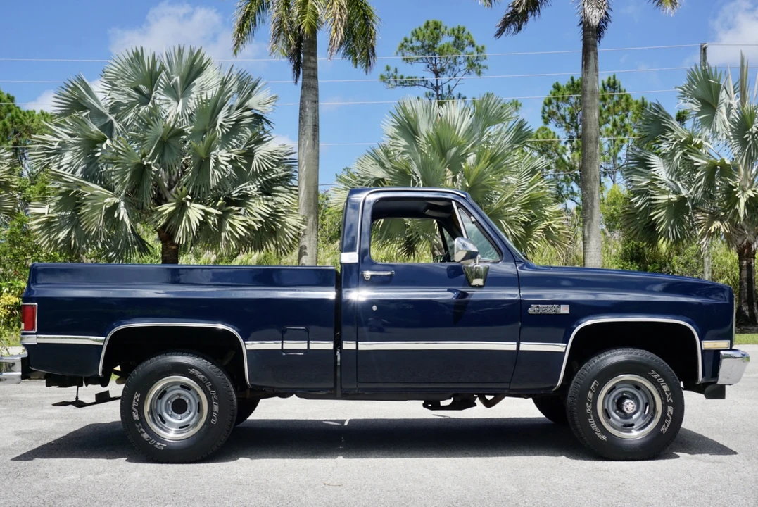1987 GMC C/K 3rd Gen - Image 11 of 31