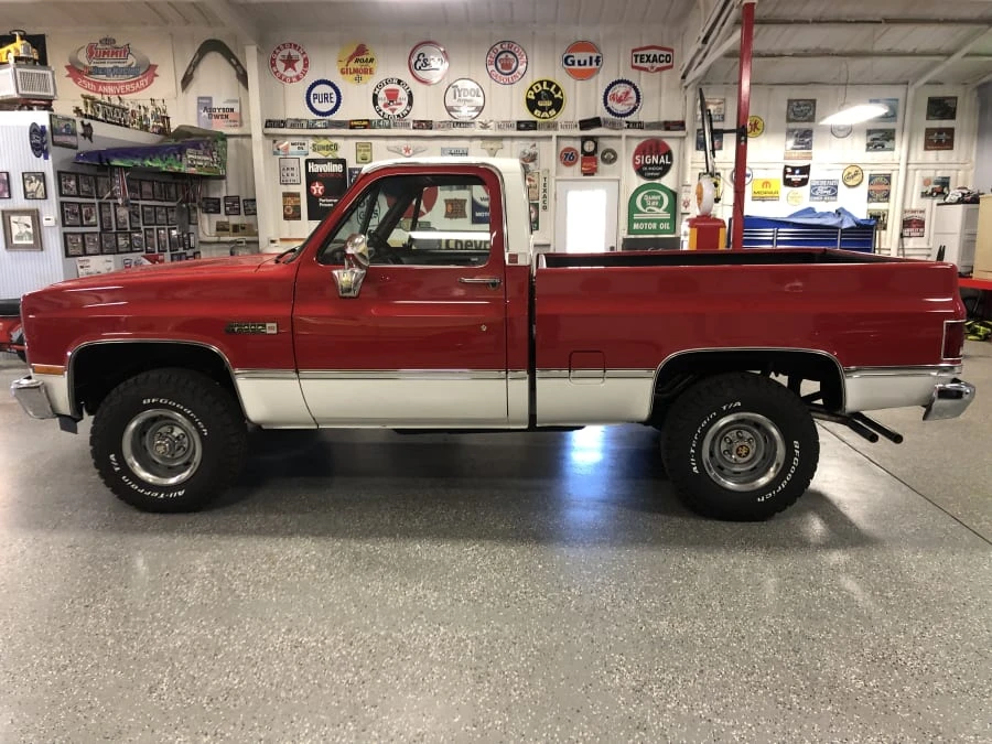 1987 GMC C/K 3rd Gen - Image 2 of 25