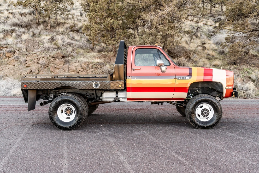 1987 GMC C/K 3rd Gen - Image 10 of 31