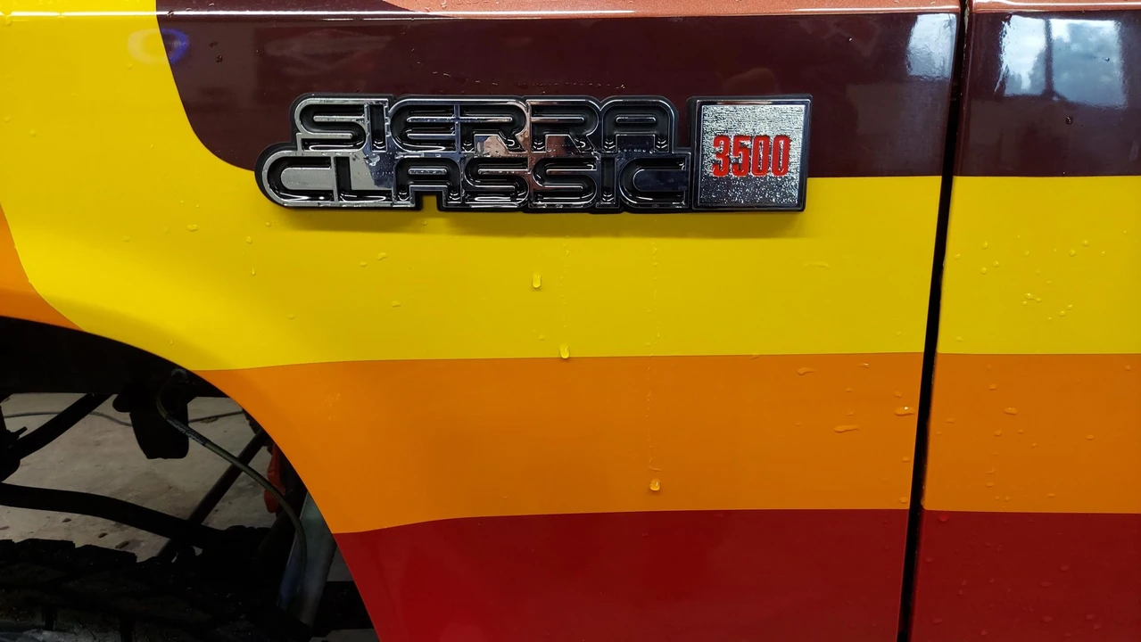1987 GMC C/K 3rd Gen - Image 25 of 31