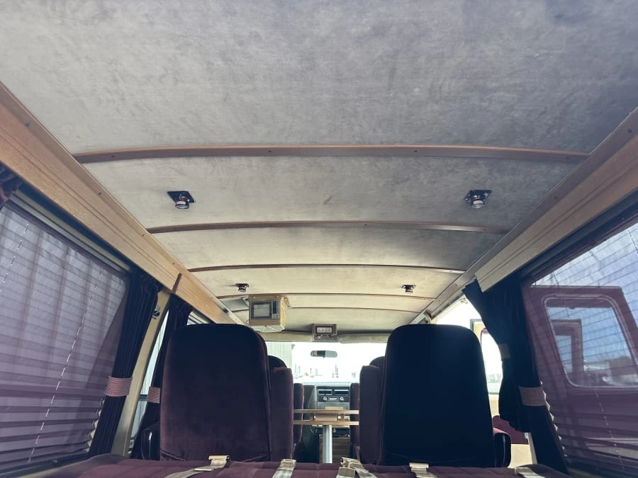 1987 GMC G-series Van - Image 19 of 29