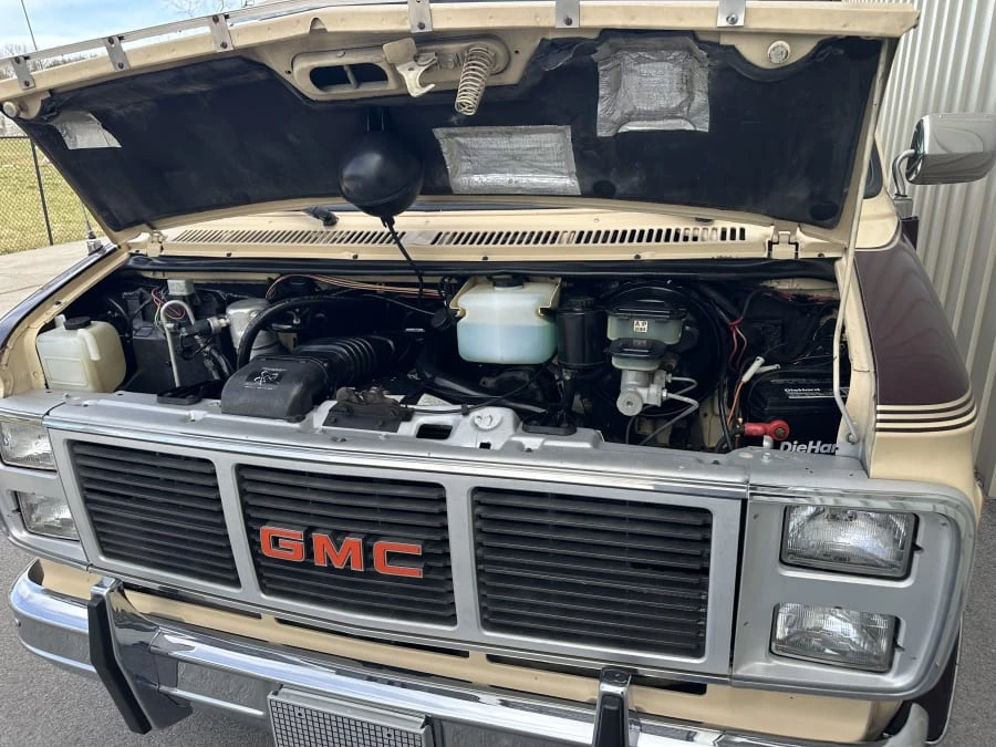 1987 GMC G-series Van - Image 28 of 29