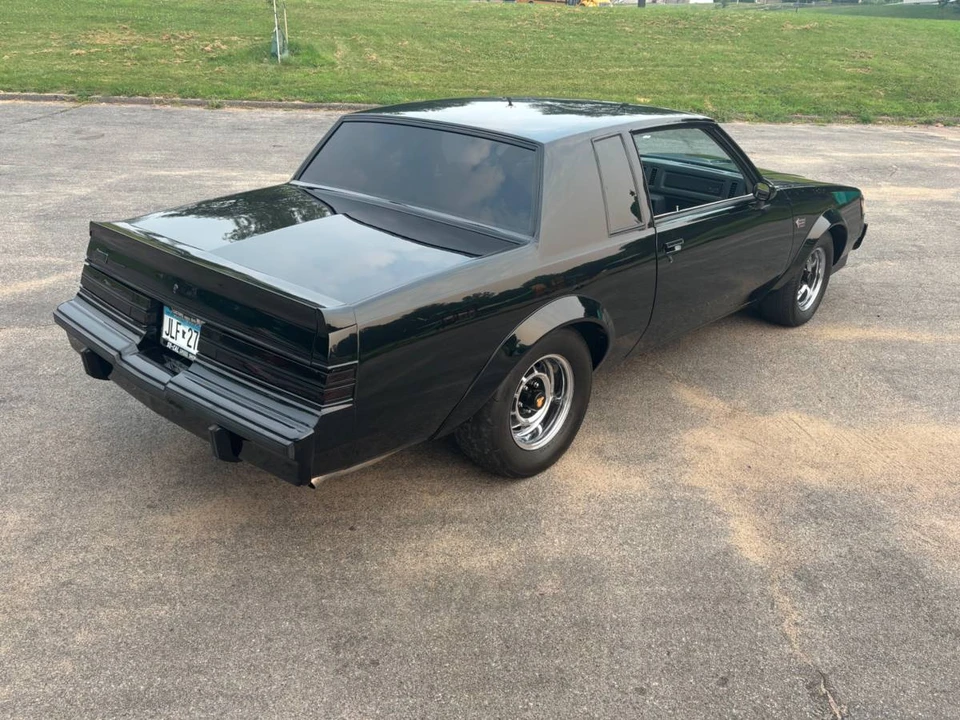 1987 Buick Grand National - Image 17 of 18