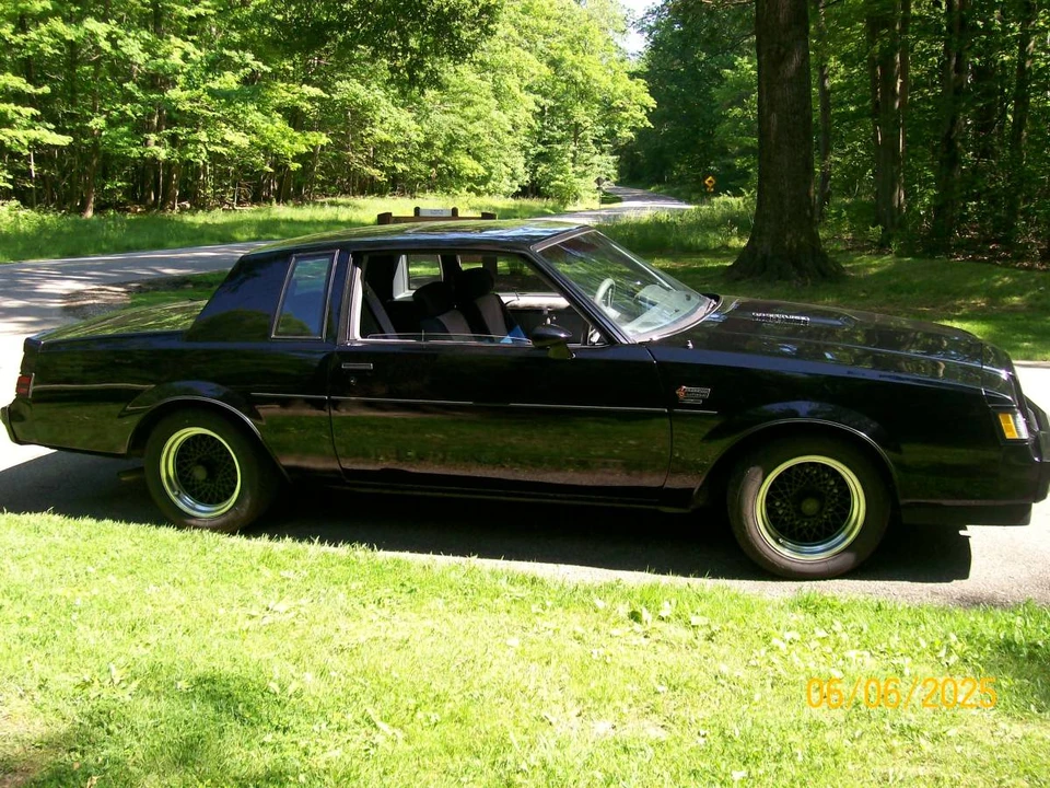 1987 Buick Grand National - Image 3 of 11