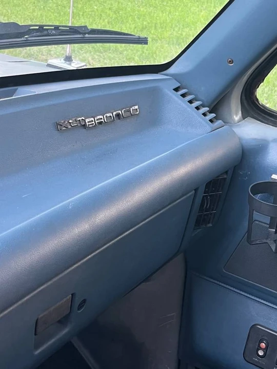 1987 Ford Bronco 4th Gen - Image 12 of 21