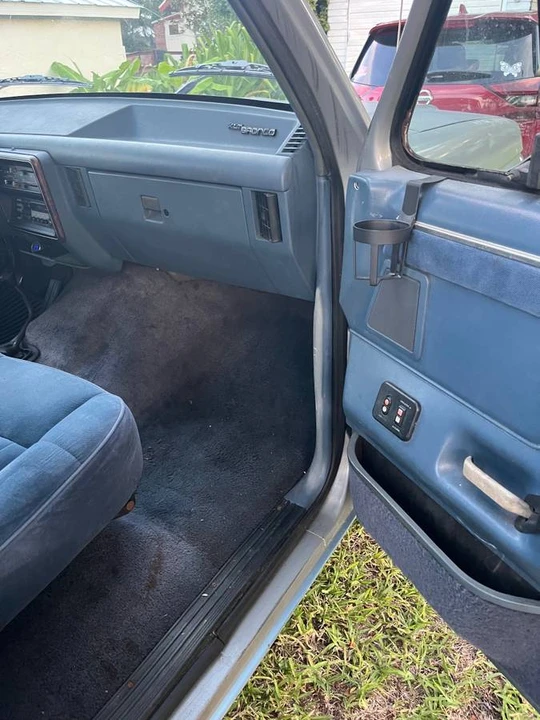 1987 Ford Bronco 4th Gen - Image 14 of 21