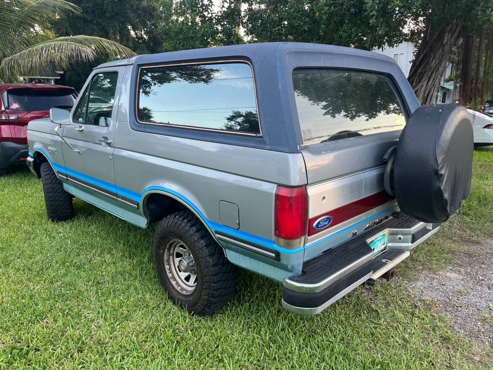 1987 Ford Bronco 4th Gen - Image 3 of 21