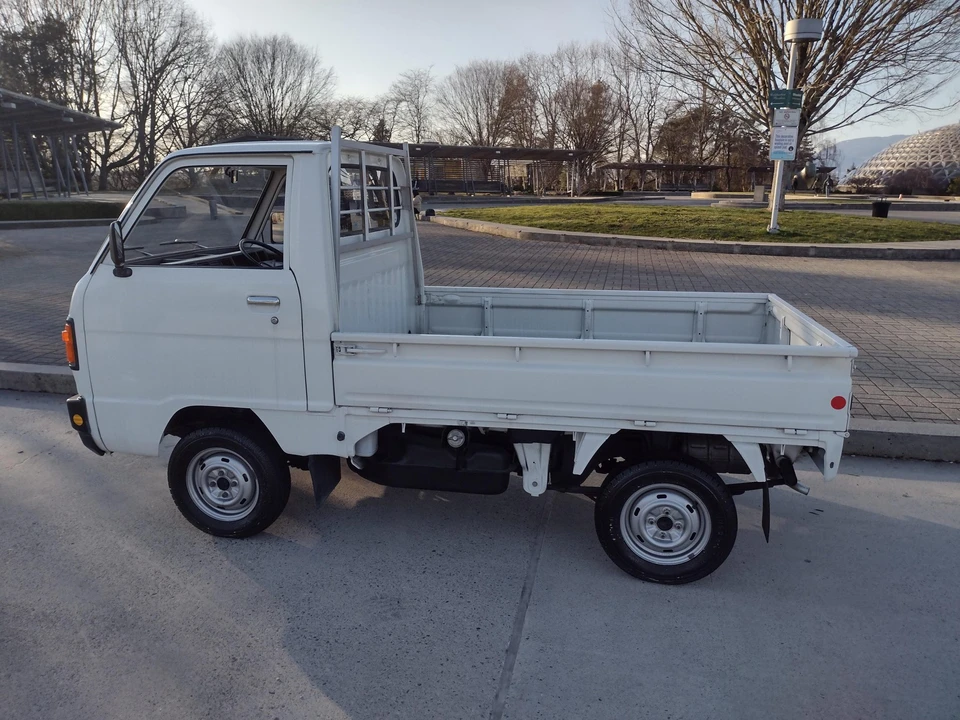 1987 Honda Acty 1st Gen - Image 5 of 31