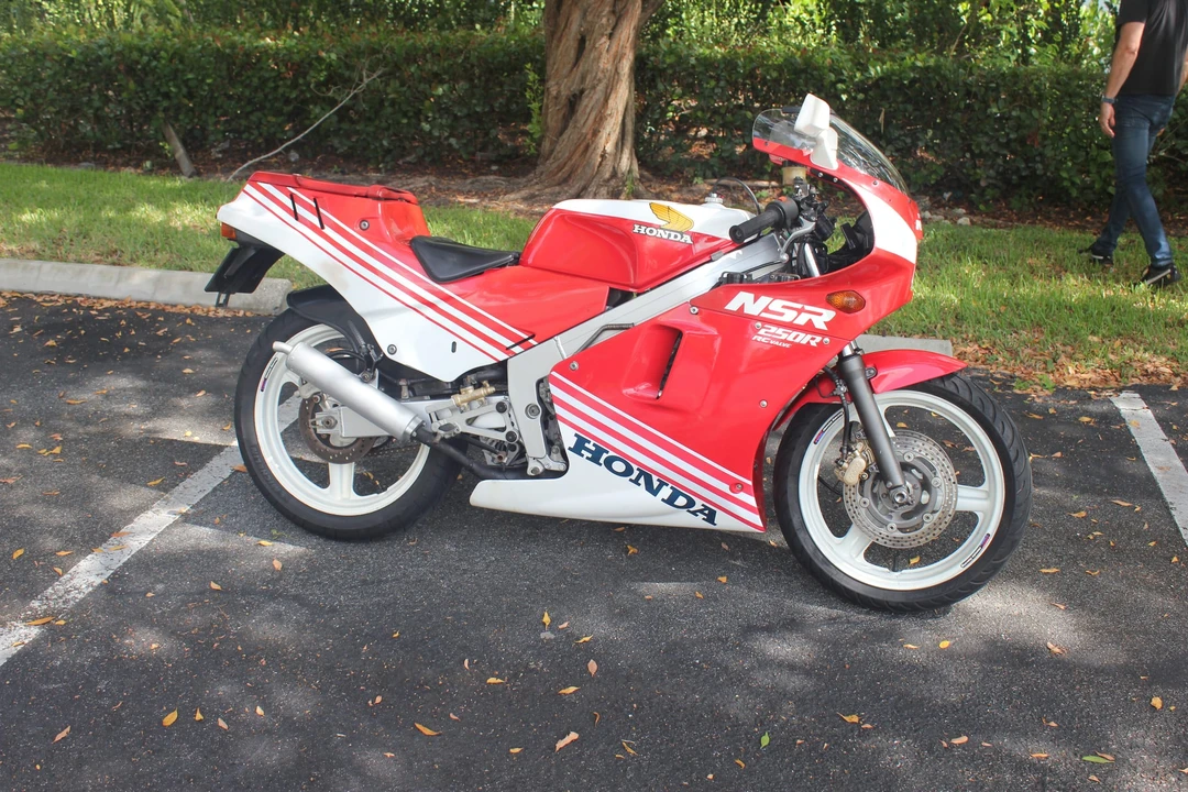 1987 Honda NSR - Image 10 of 31