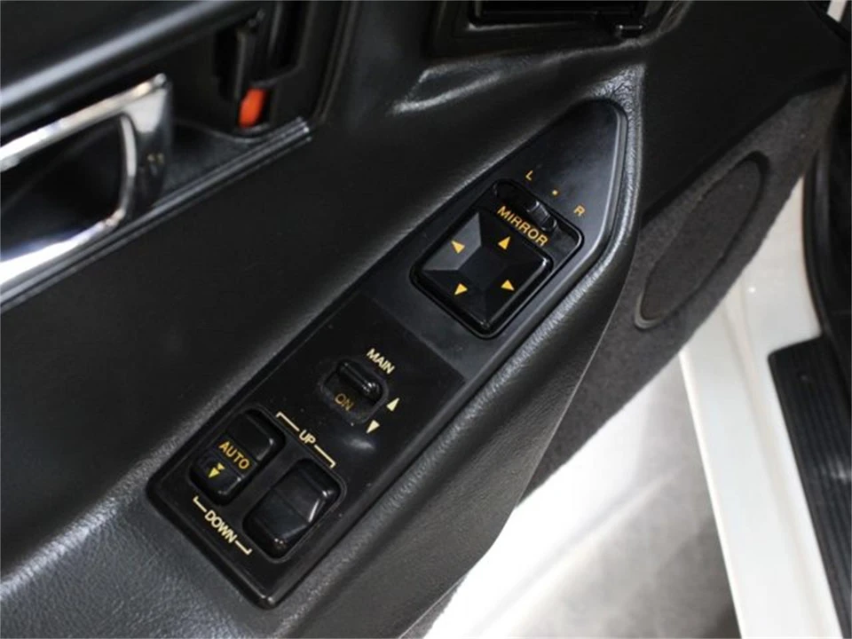 1987 Honda Prelude 2nd Gen - Image 20 of 31