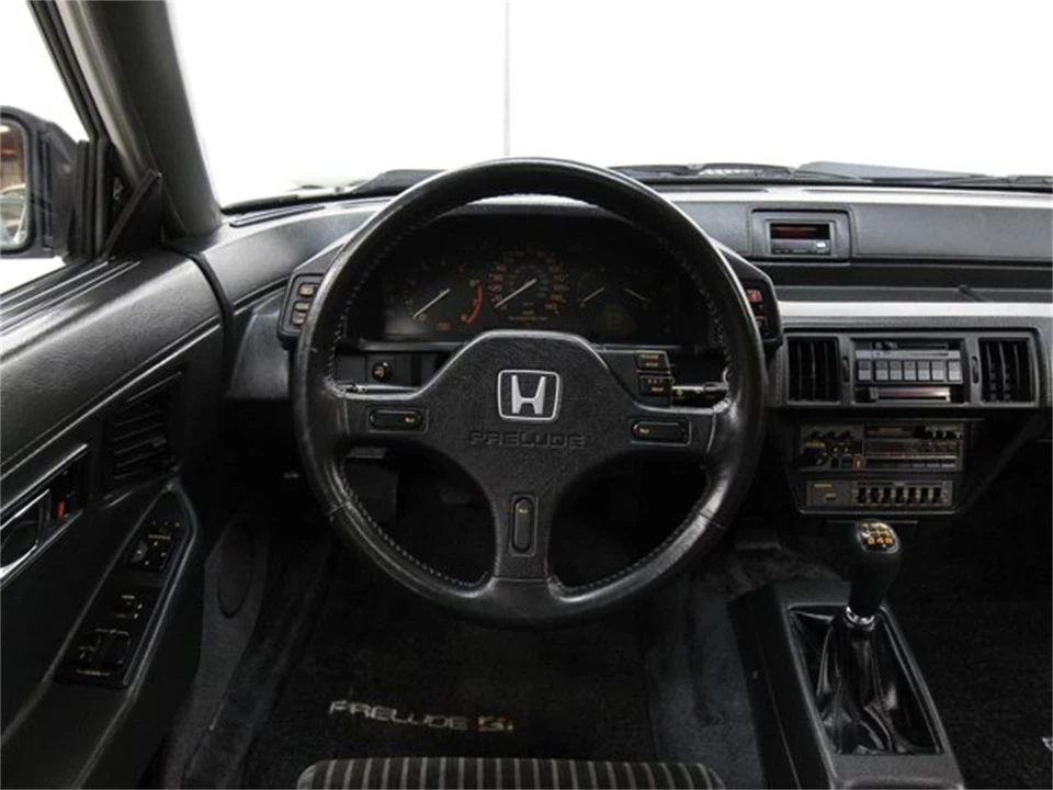 1987 Honda Prelude 2nd Gen - Image 10 of 31
