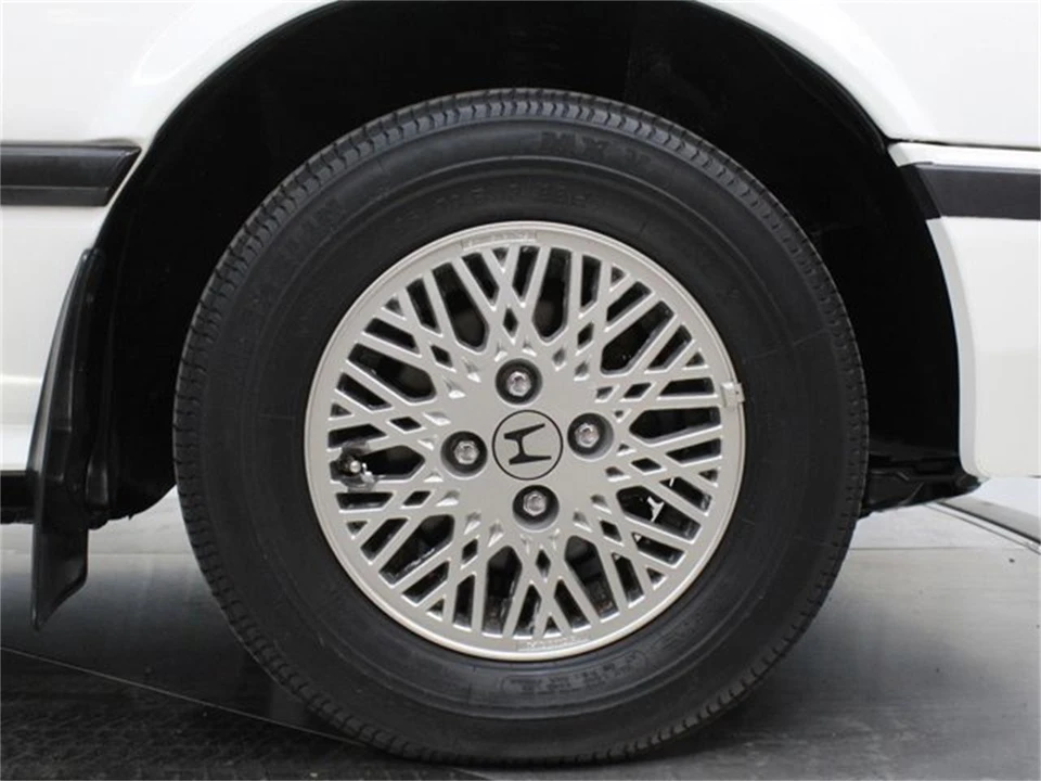 1987 Honda Prelude 2nd Gen - Image 25 of 31