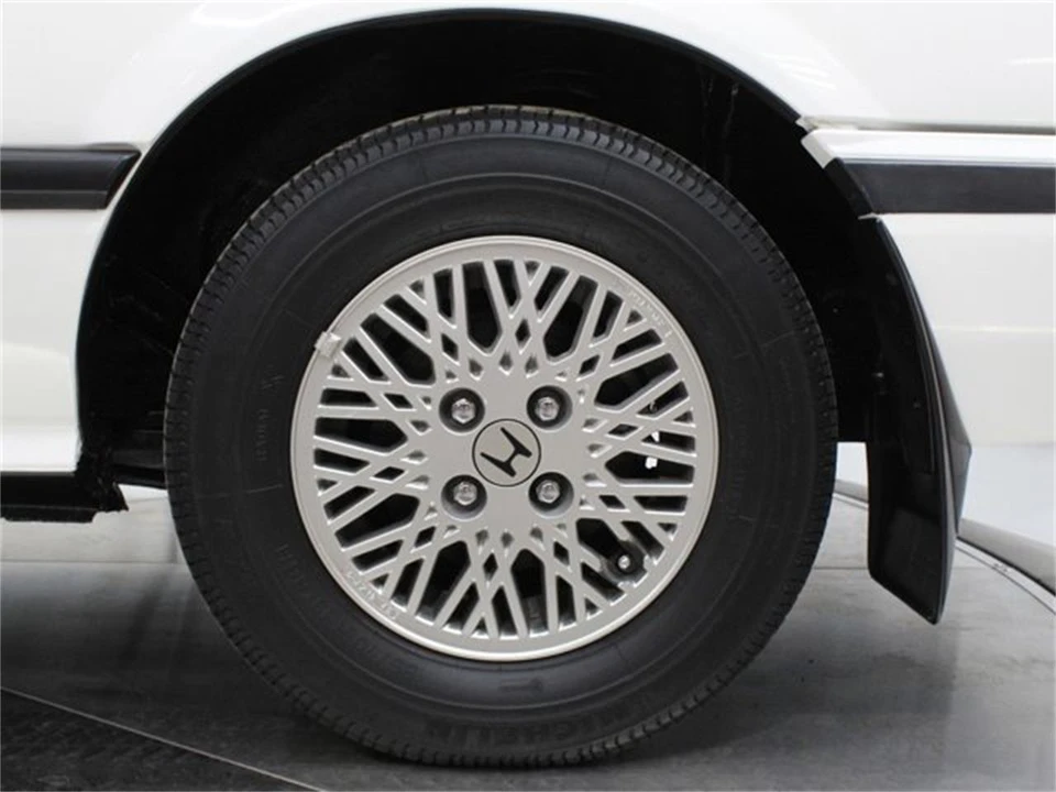 1987 Honda Prelude 2nd Gen - Image 27 of 31