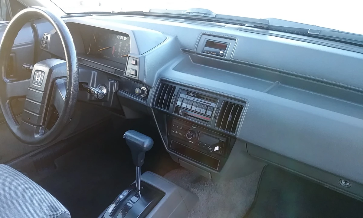 1987 Honda Prelude 2nd Gen - Image 30 of 31
