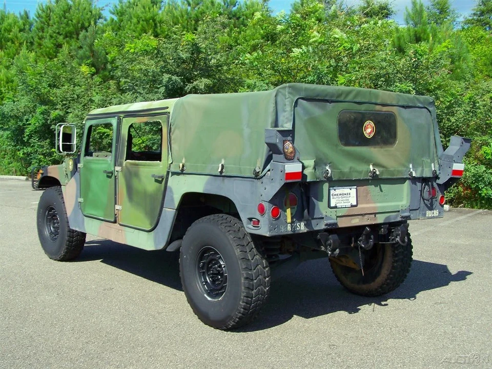 1987 Hummer HMMWV - Image 2 of 12