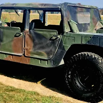 1987 Hummer H1
