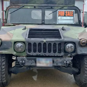 1987 Hummer M998